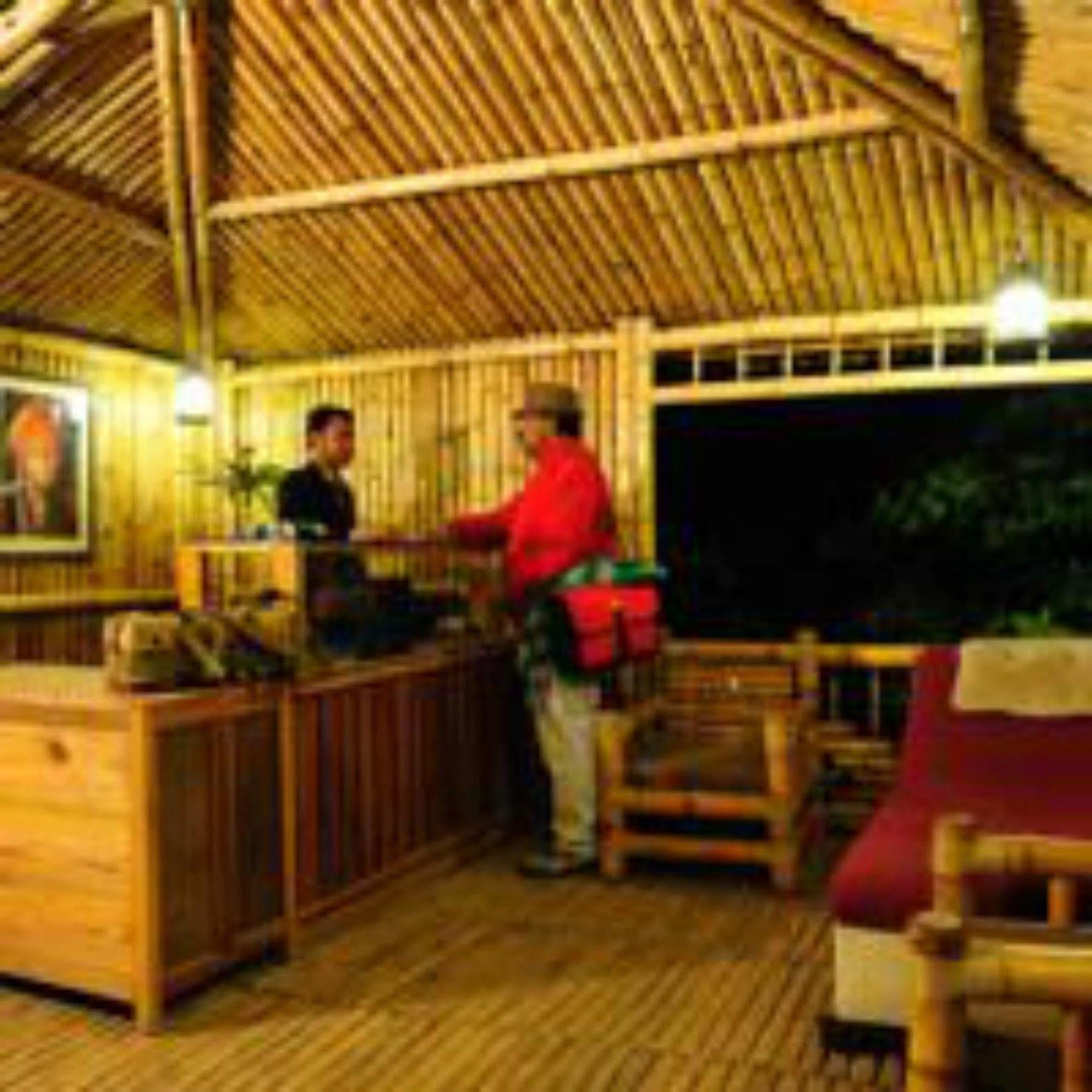 Lemon Tree Wildlife Resort, Bandhavgarh Tala  Exterior photo