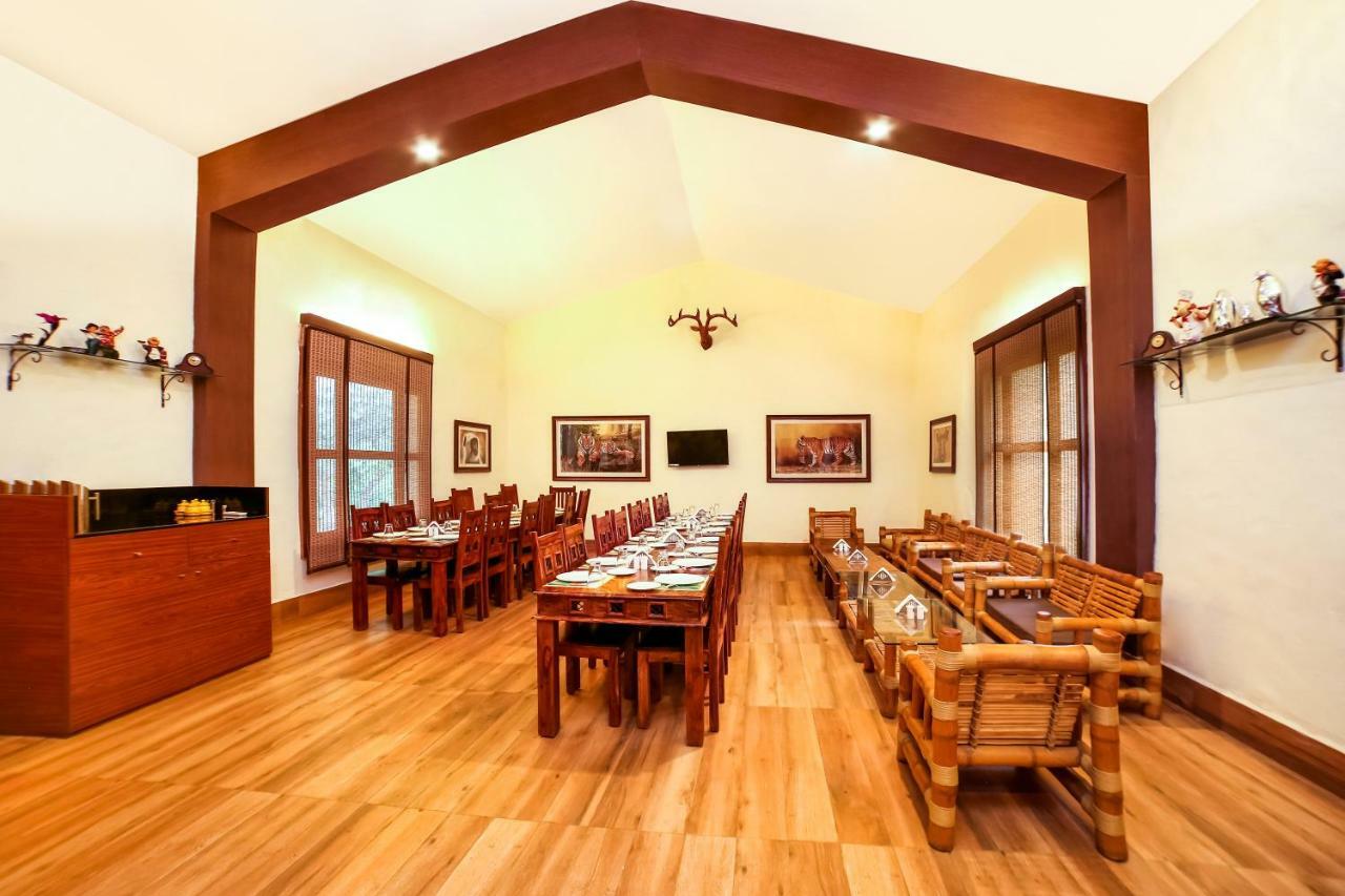 Lemon Tree Wildlife Resort, Bandhavgarh Tala  Exterior photo