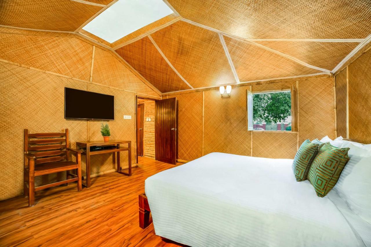 Lemon Tree Wildlife Resort, Bandhavgarh Tala  Exterior photo